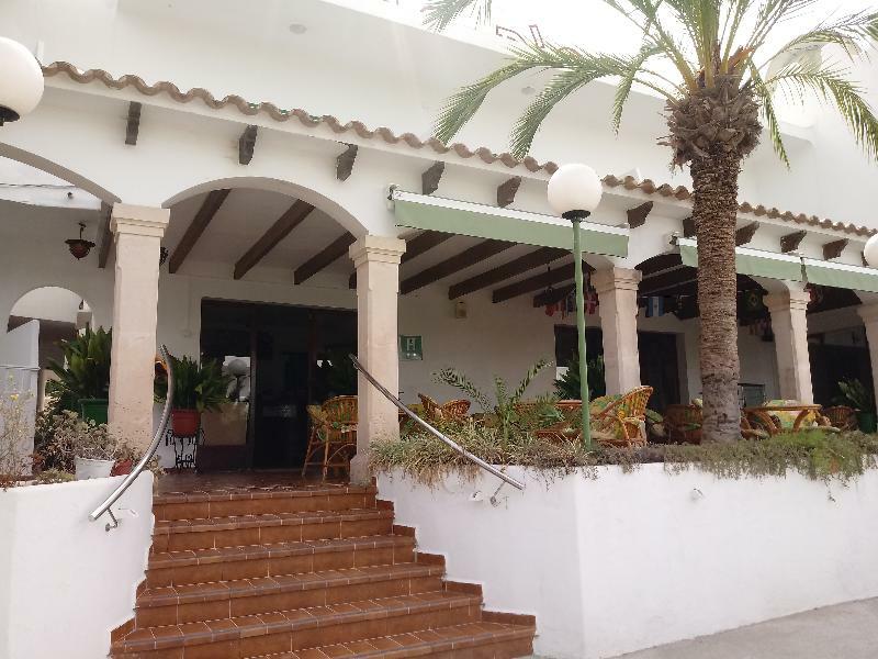 Oasis D'Or Hotel Cala d'Or  Exterior photo