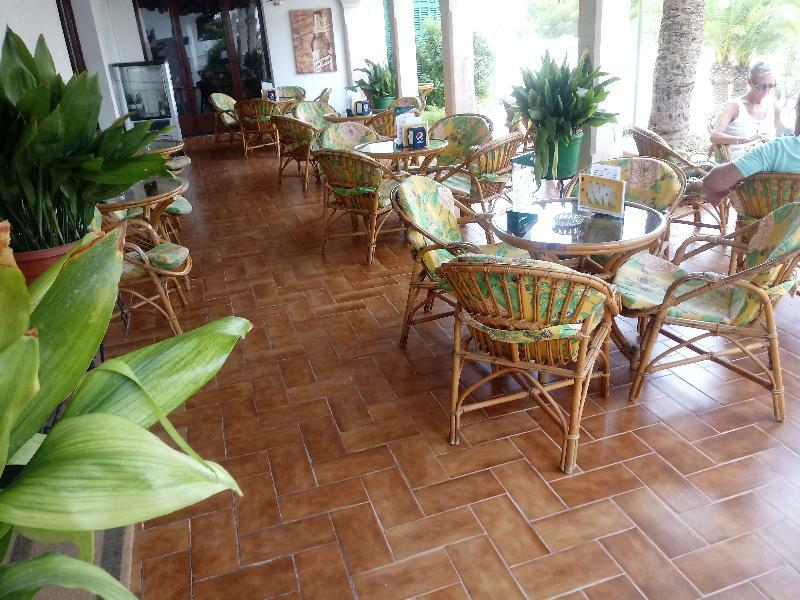 Oasis D'Or Hotel Cala d'Or  Exterior photo